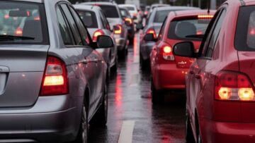 Dąbrowskiego i Parkowa jednokierunkowe przy cmentarzu